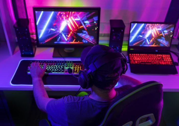 gamer-chair-with-multicolored-neon-lights (1)